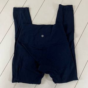 Navy lulu aligns